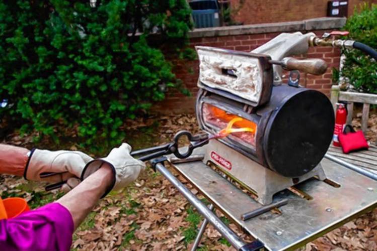 Swords to Plowshares Northeast members will be on the New Salem Common from 11 a.m. to 1 p.m. on Saturday to show people how to forge gun parts into gardening tools and jewelry.